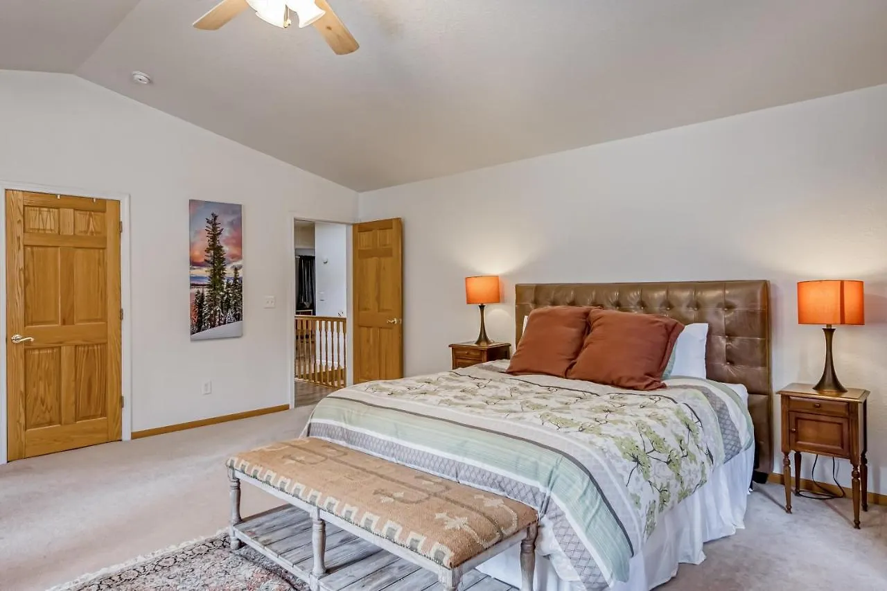 Montgomery Estates Ski & Beach Haven South Lake Tahoe USA